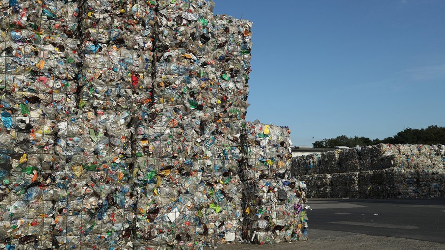 Hình ảnh về phế liệu nhựa